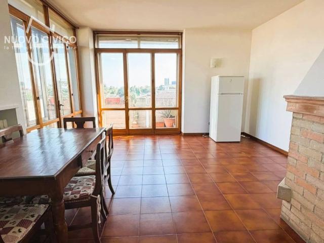 Appartamento in affitto a Sud-Est, Brenzone