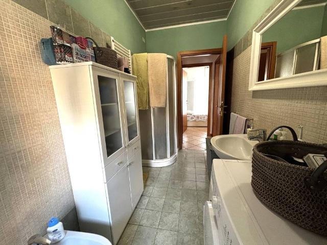 Appartamento in affitto a Ovest, Brenzone