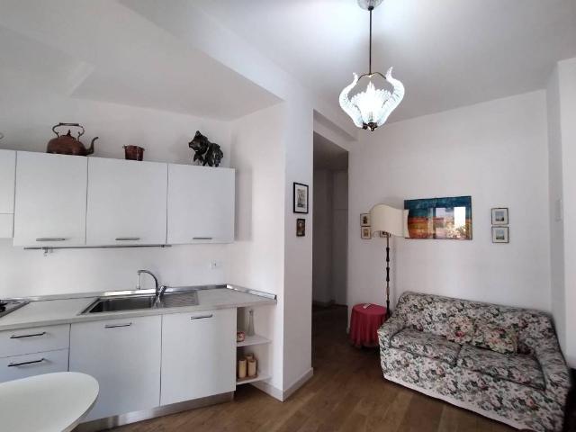 Appartamento in affitto a Ovest, Brenzone