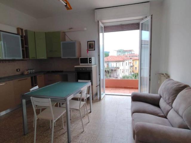 Appartamento in affitto a Est, Brenzone
