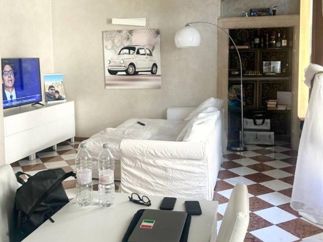 Appartamento in affitto a Centro storico, Brenzone