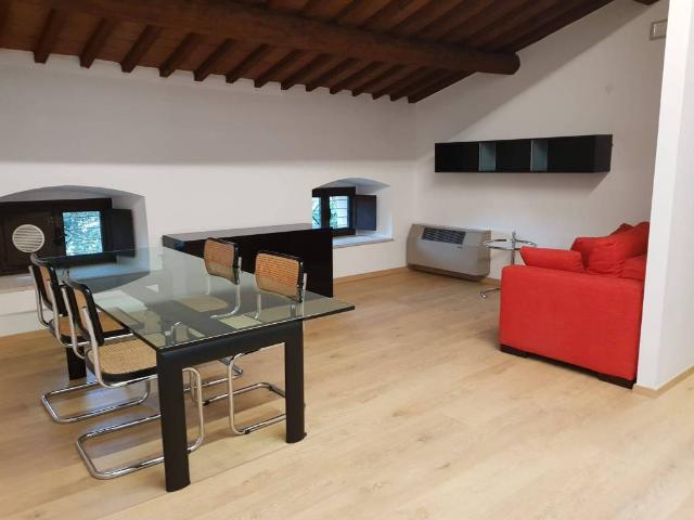Appartamento in affitto a Centro storico, Brenzone
