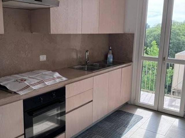 Appartamento in affitto a Centro storico, Brenzone