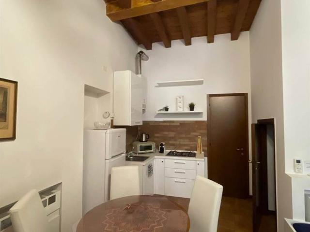 Appartamento in affitto a Centro storico, Brenzone