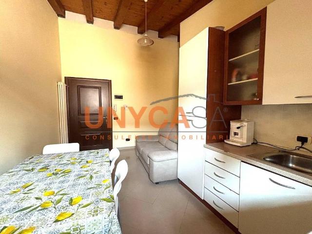 Appartamento in affitto a Centro storico, Brenzone