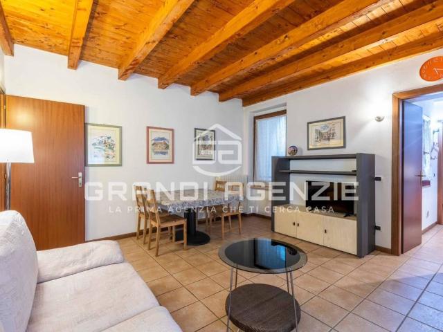 Appartamento in affitto a Centro storico, Brenzone