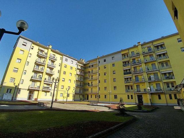 Appartamento in affitto a Ovest, Brenzone