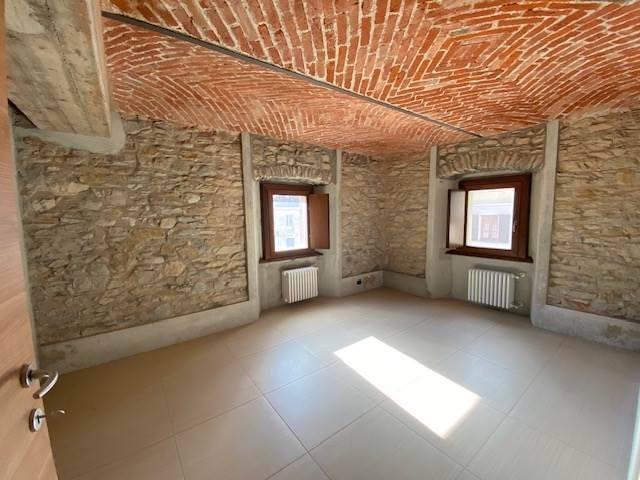 Appartamento in affitto a Torille, Verres