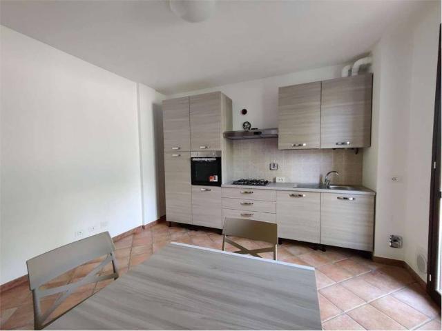 Appartamento in affitto a Tresinaro - Secchia, Re
