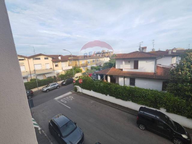 Appartamento in affitto a Cotone, Viareggio