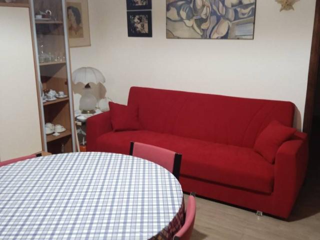 Appartamento in affitto a Bivona, Calabria