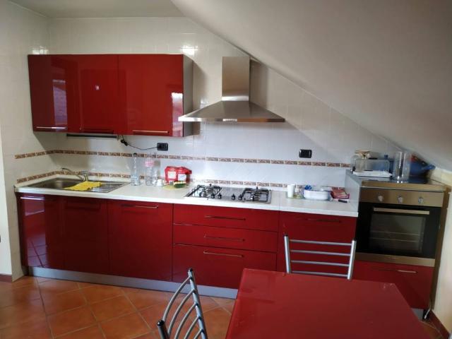 Appartamento in affitto a Carmine, Calabria