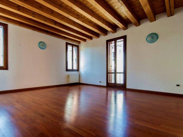 Appartamento in affitto a Vicenza, Veneto