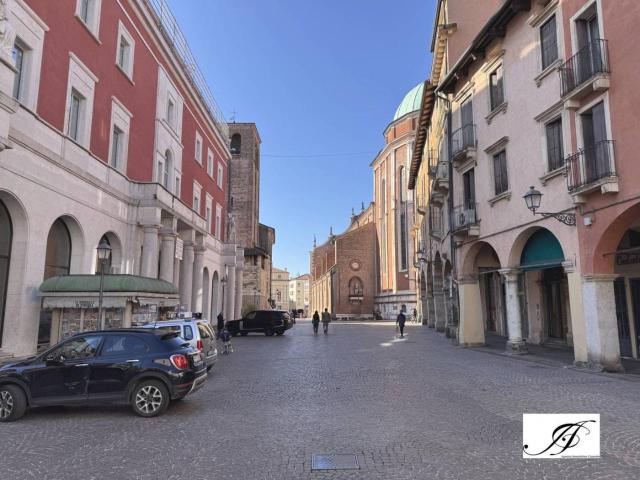 Appartamento in affitto a Vicenza, Veneto