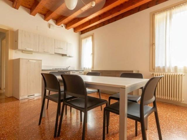 Appartamento in affitto a Santa Caterina, Vicenza