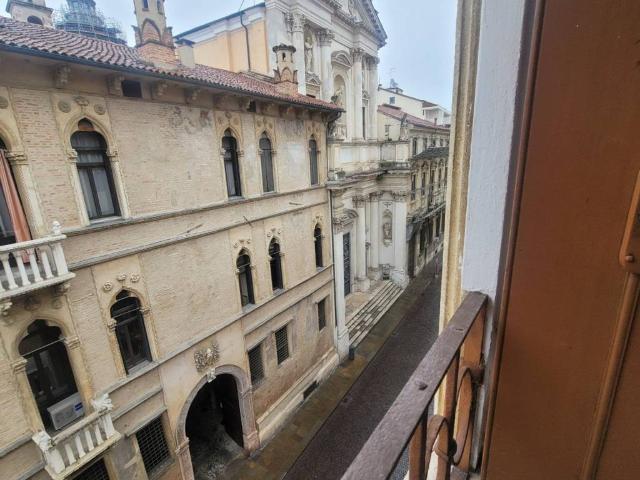 Appartamento in affitto a Vicenza, Veneto
