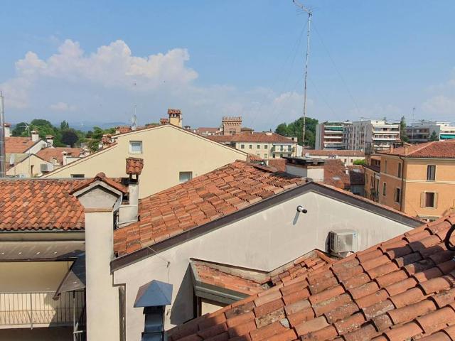 Appartamento in affitto a San Biagio, Vicenza