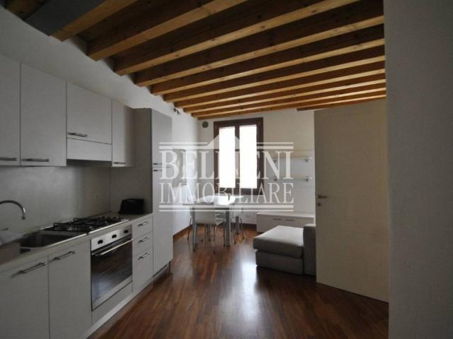 Appartamento in affitto a Santa Caterina, Vicenza