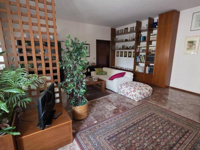 Appartamento in affitto a Vicenza, Veneto
