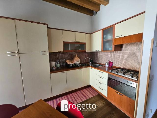 Appartamento in affitto a Santa Caterina, Vicenza