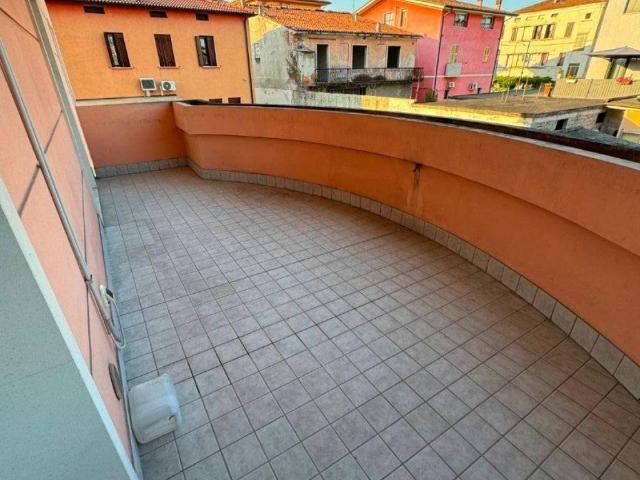 Appartamento in affitto a Ferrovieri, Vicenza