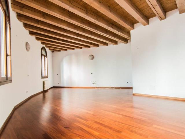 Appartamento in affitto a Vicenza, Veneto