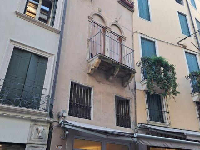 Appartamento in affitto a Vicenza, Veneto