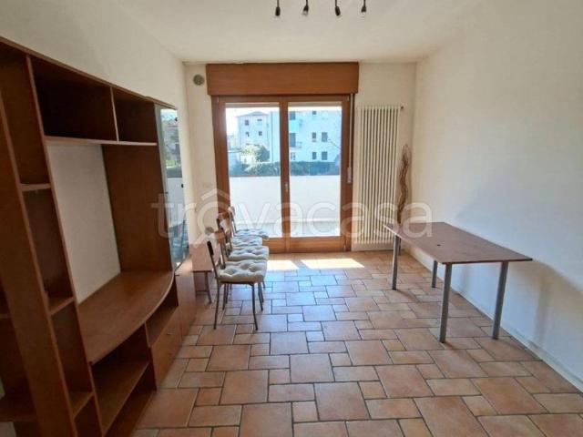 Appartamento in affitto a Vicenza, Veneto