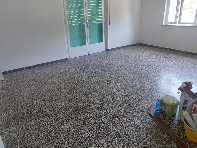 Appartamento in affitto a Centro Direzionale, Prato