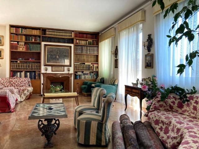 Appartamento in affitto a Vigevano, Lombardia