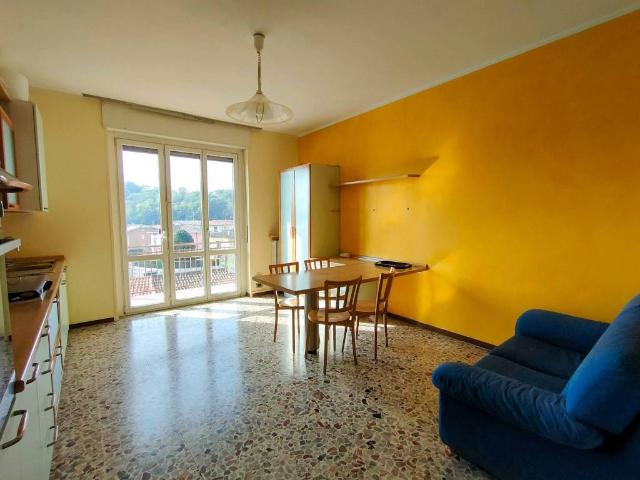 Appartamento in affitto a Maccio, Villa Guardia
