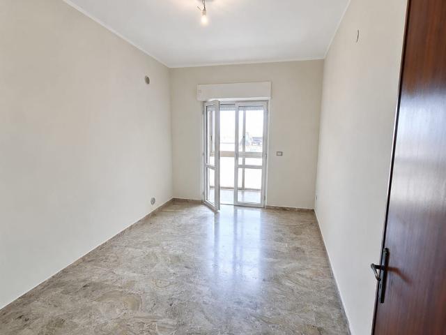 Appartamento in affitto a Calabria, Reggio Calabria