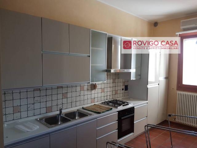 Appartamento in affitto a Villadose, Veneto