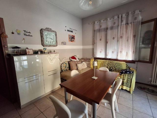 Appartamento in affitto a Villaga, Veneto