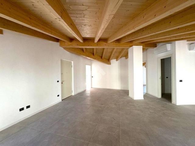 Appartamento in affitto a Villongo, Bergamo