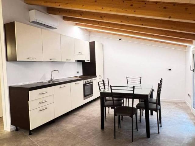 Appartamento in affitto a Villongo, Bergamo