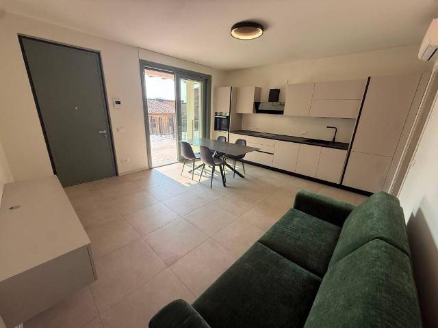 Appartamento in affitto a Villongo, Bergamo