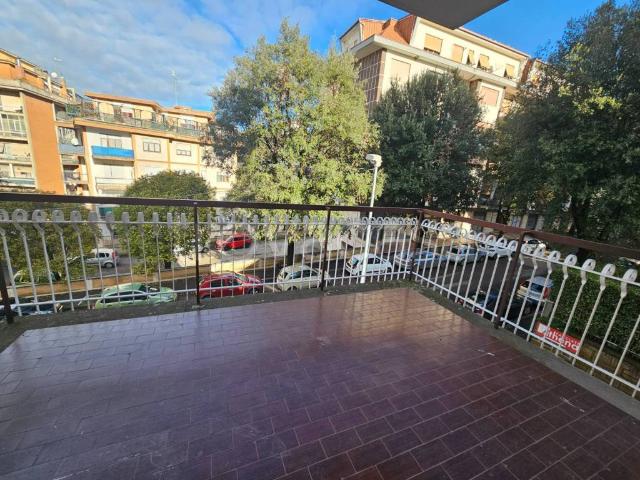 Appartamento in affitto a Cappuccini, Viterbo