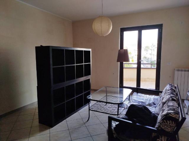 Appartamento in affitto a Vitulazio, Campania