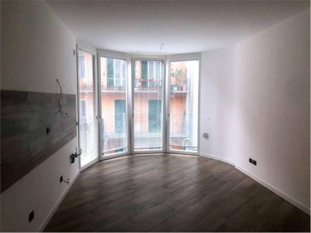 Appartamento in affitto a Voghera, Pavia