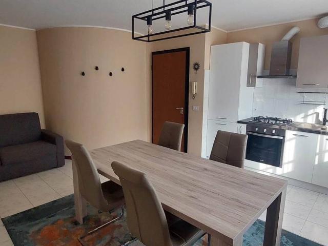 Appartamento in affitto a Villa Iria, Voghera