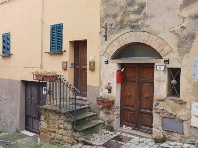 Appartamento in affitto a Volterra, Toscana