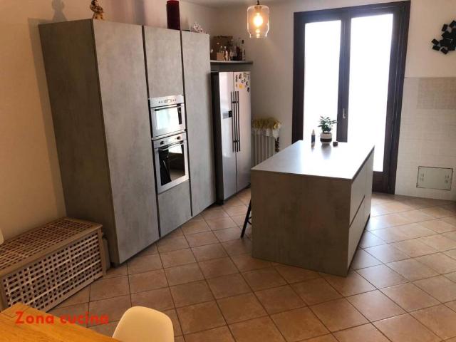 Appartamento in affitto a Zevio, Veneto