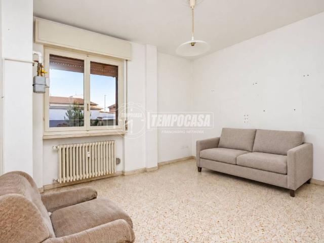 Appartamento in affitto a Abbiategrasso, Milano