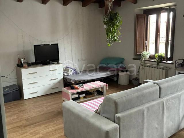Appartamento in affitto a Albairate, Milano