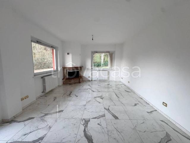 Appartamento in affitto a Albino, Lombardia
