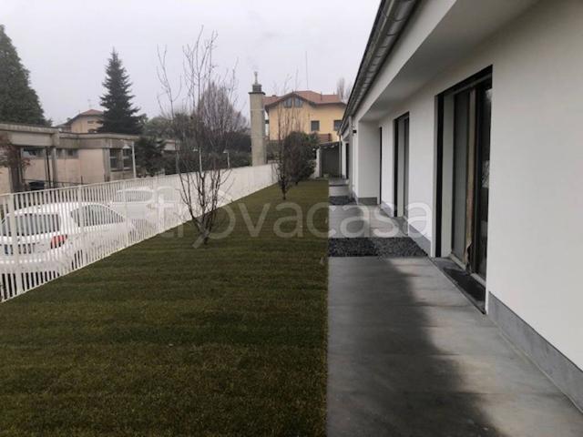 Appartamento in affitto a Valdarno, Albizzate