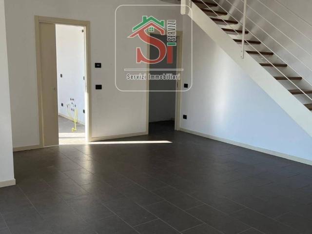 Appartamento in affitto a Almè, Bergamo