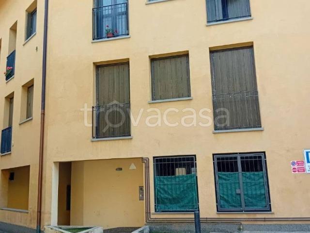 Appartamento in affitto a Alzano Lombardo, Lombardia