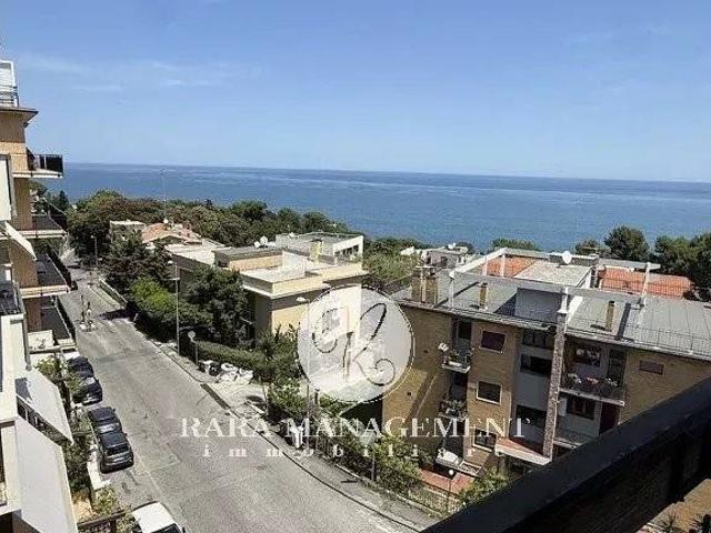Appartamento in affitto a Marche, Ancona
